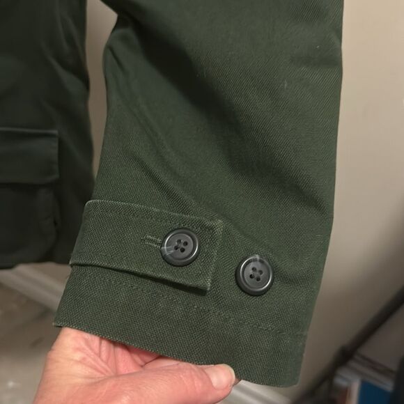 Lands' End Army Green Fisherman Core Chore/Barn Coat With Leather Collar - Picture 8 of 13